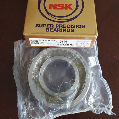 NSK角接触球轴承 30TAC62C